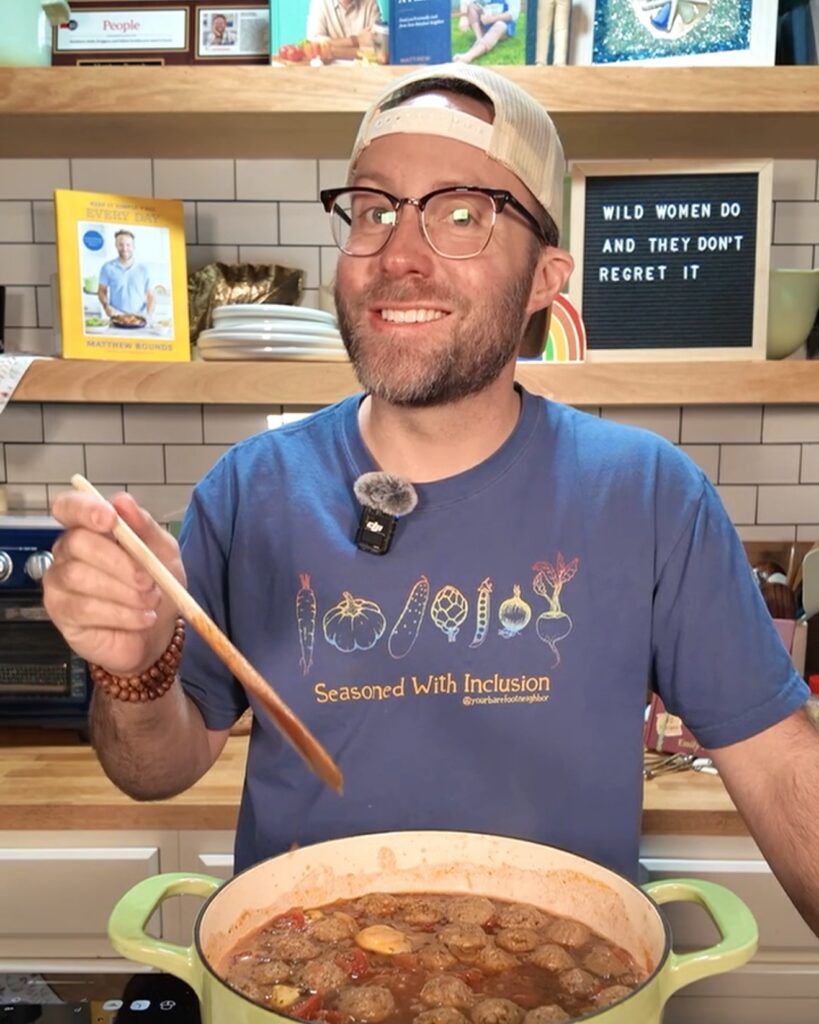 Your Barefoot Neighbor Matthew Bounds stirs Tortellini Soup from his new cookbook Keep It Simple Y’all Everyday in his kitchen. 
